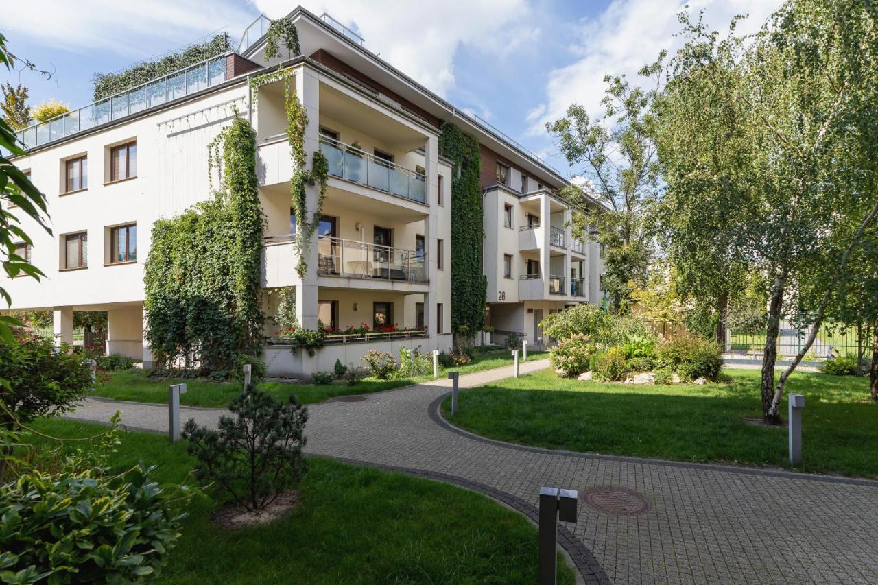 Krakow Blonia Apartment With Balcony By Noclegi Renters Luaran gambar