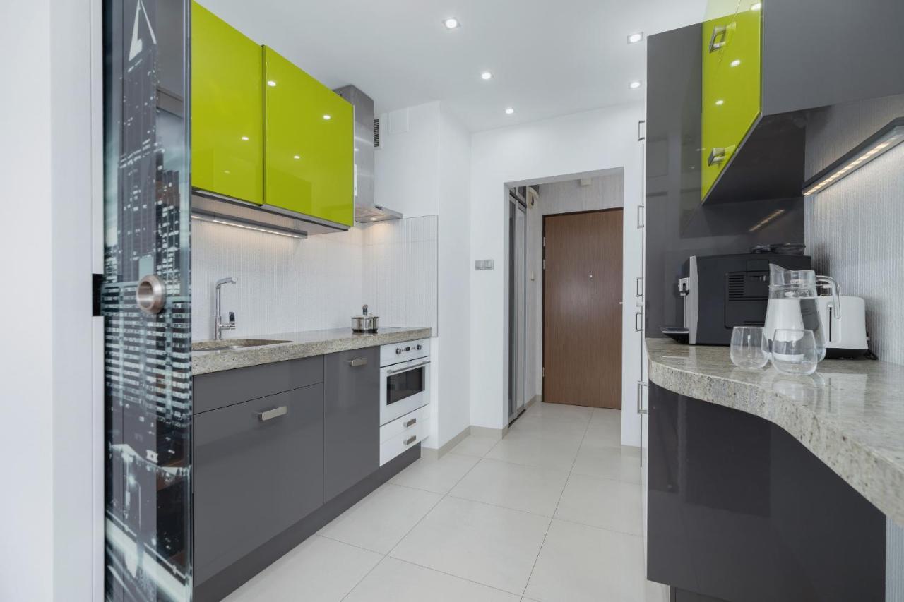 Krakow Blonia Apartment With Balcony By Noclegi Renters Luaran gambar