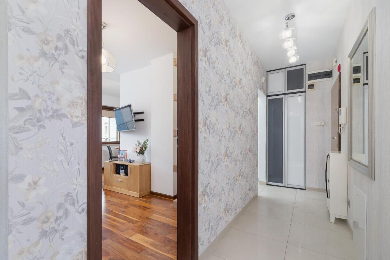 Krakow Blonia Apartment With Balcony By Noclegi Renters Luaran gambar